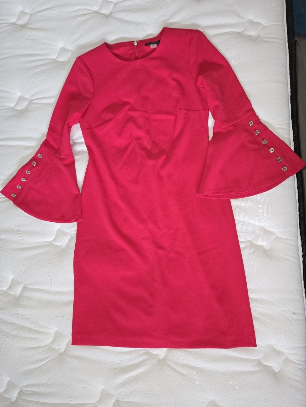 Tommy Hilfiger Bell Sleeve Shift Dress Hot Pink‎ Magenta Button Cuff Size 6
